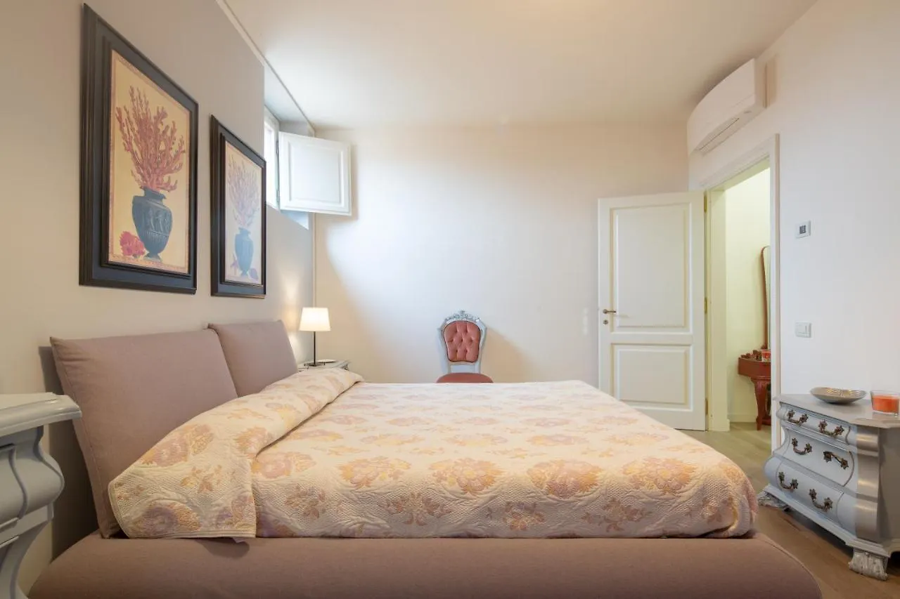 Apartamento Luxury Liberty Palace Florença
